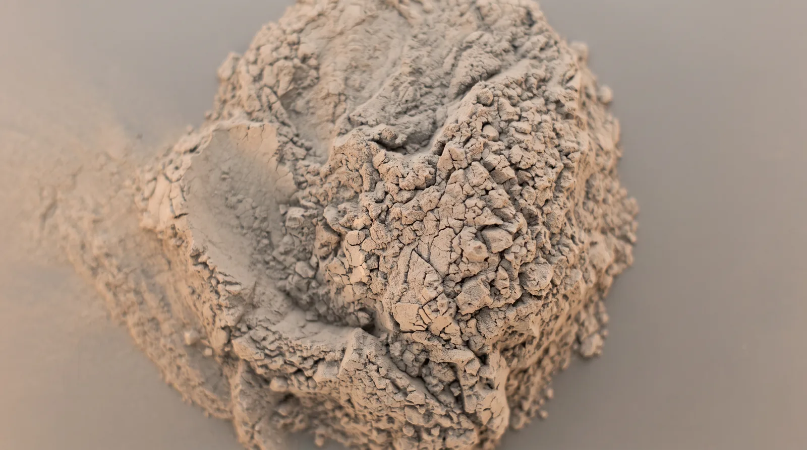 Close-up of fine 500 pre-polish powder